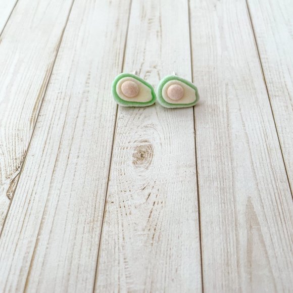 🖤 Fuzzy Avocado Stud Earrings - Picture 2 of 5